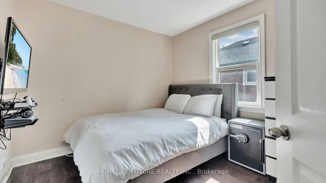 Additional image 16 of 6 De Quincy Blvd