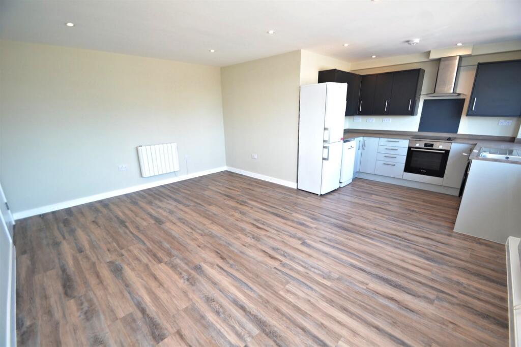 Additional image 4 of Poole