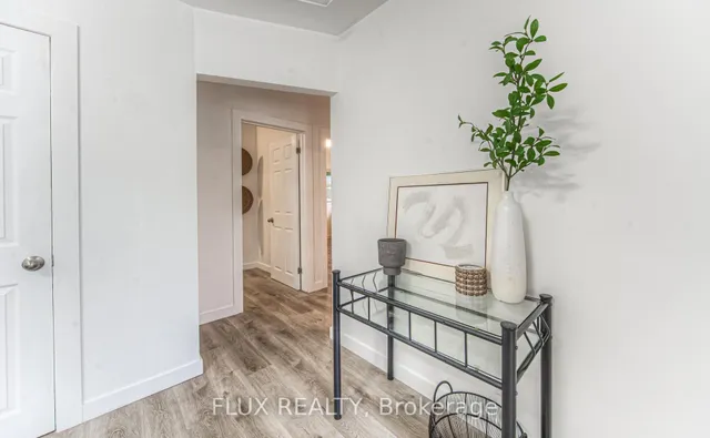 Additional image 44 of 98 Harber Ave