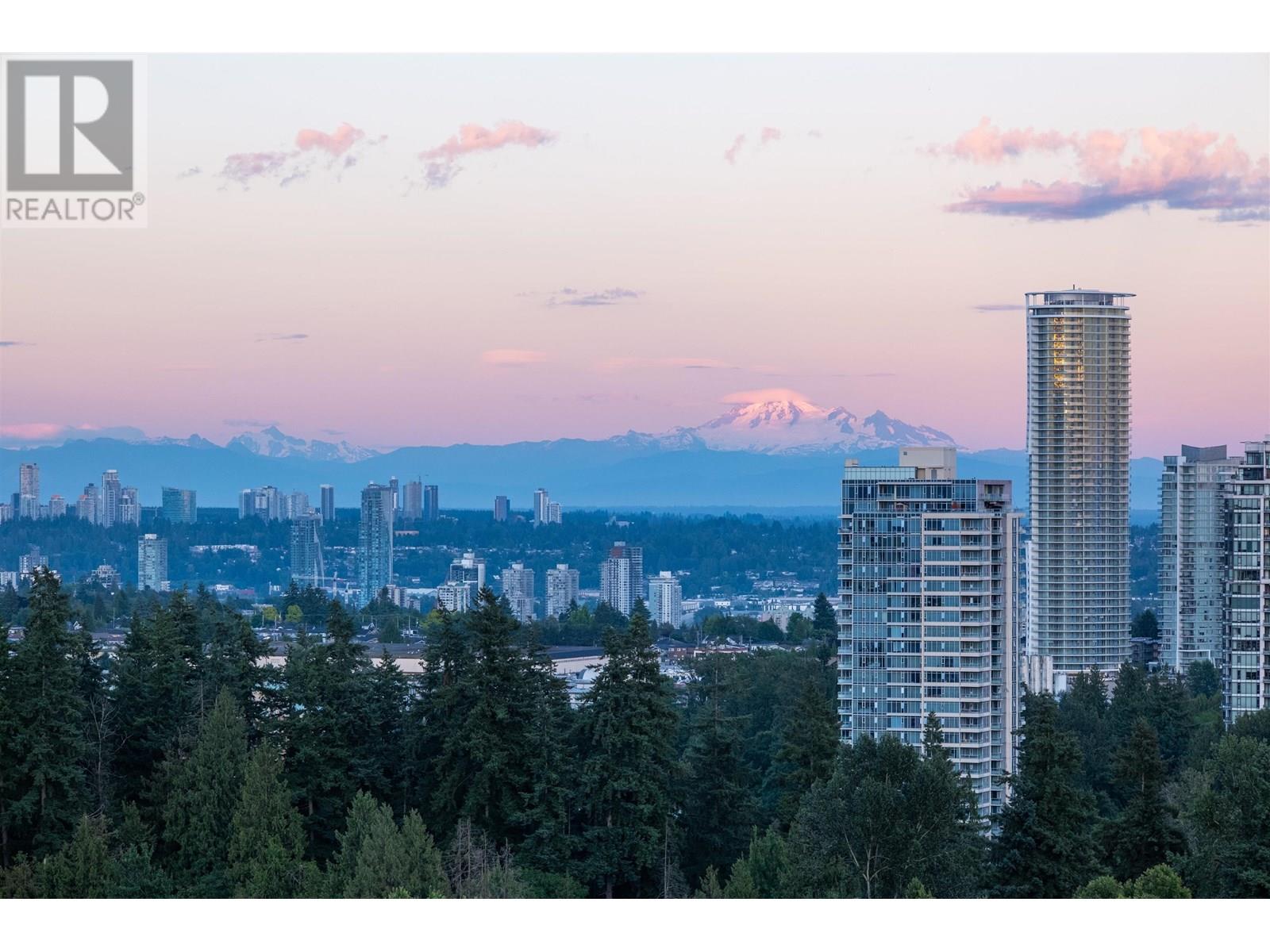 Property image for 1703 6659 SOUTHOAKS CRESCENT|Burnaby, British Columbia V5E4M9