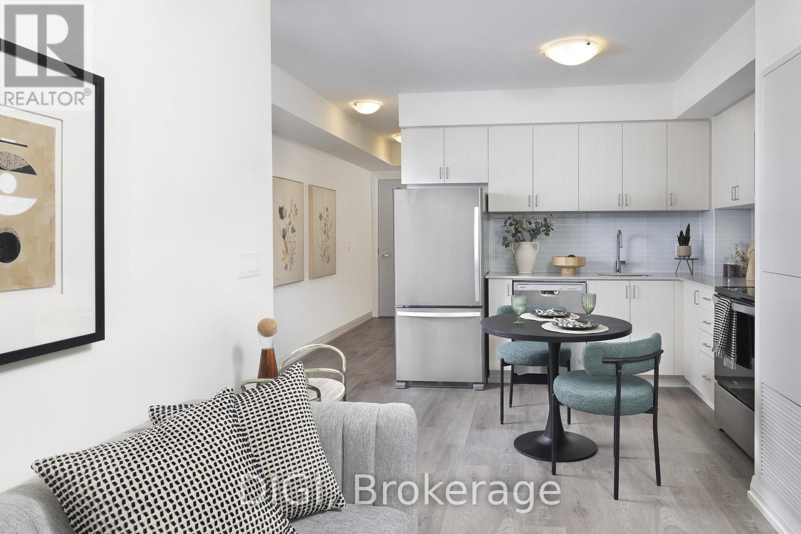 Primary image of 3701 - 325 YORKLAND BOULEVARD|Toronto (Henry Farm), Ontario M2J0H8