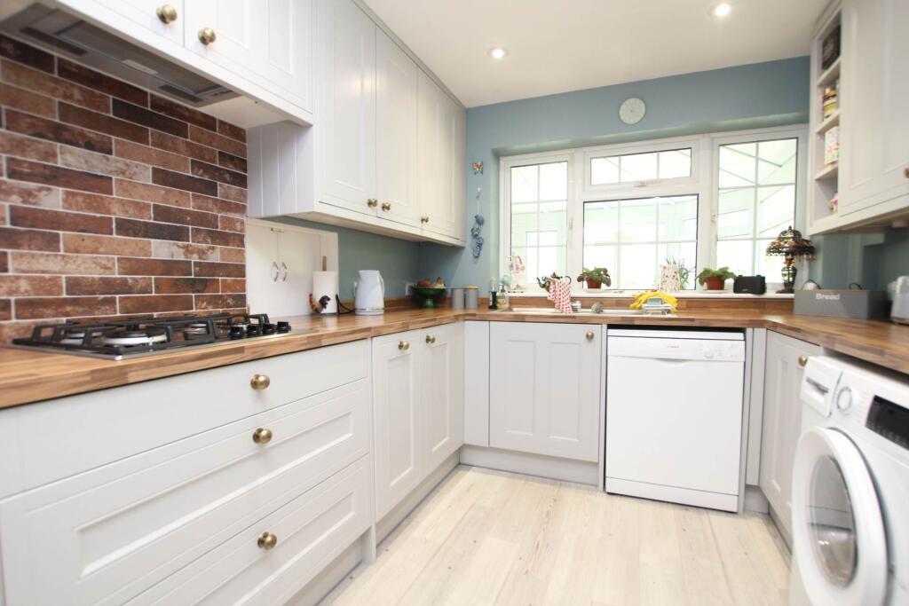 Additional image 11 of Chesterfield Gardens, Eastbourne, BN20 7NJ