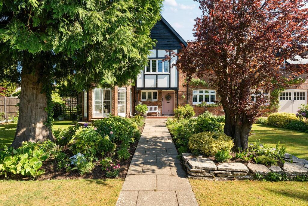 Additional image 17 of Barn Road, Broadstone, Dorset