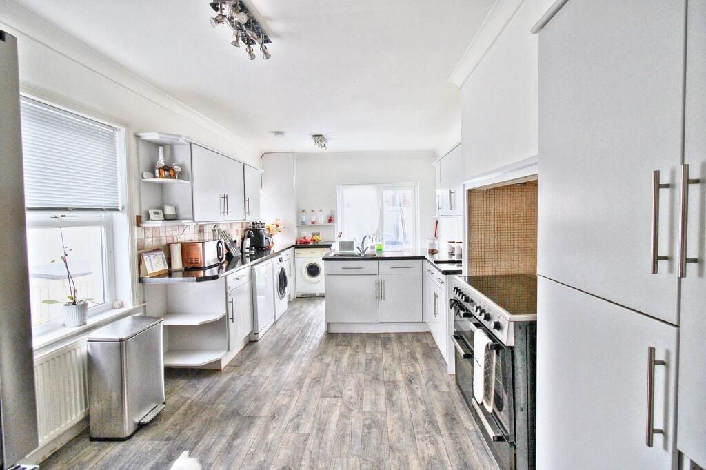 Additional image 4 of Beach Road, Eastbourne, BN22