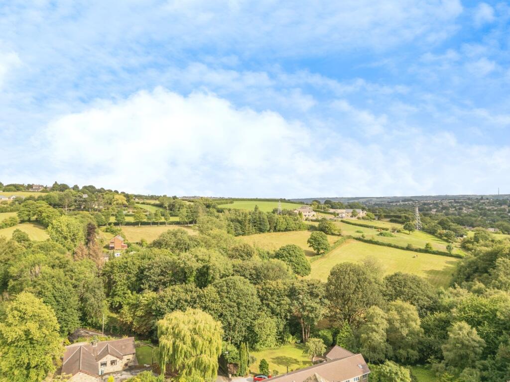 Additional image 4 of Spen Lane, Cleckheaton, BD19