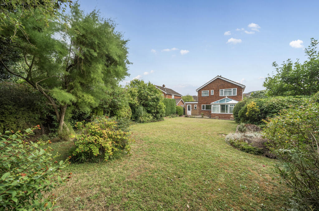 Additional image 8 of Long Meadow, Markyate, St. Albans
