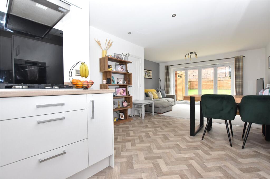 Additional image 15 of Moorlands Road, Cleckheaton, West Yorkshire
