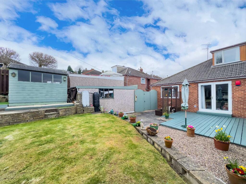 Additional image 16 of Craven Drive, Gomersal