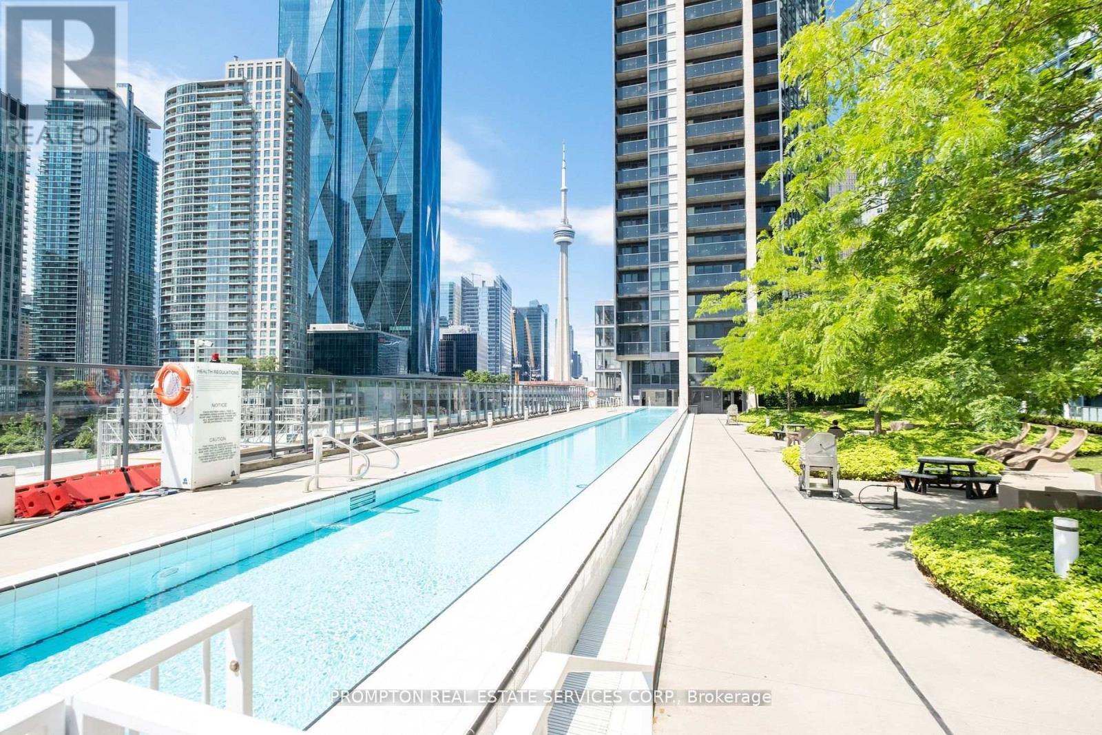 Property image for 807 - 1 THE ESPLANADE|Toronto (Waterfront Communities), Ontario M5E0A8