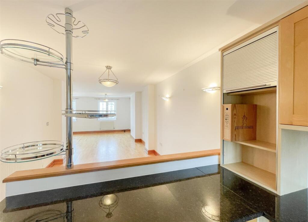 Additional image 7 of Silver Strand West, Eastbourne, BN23 5NP