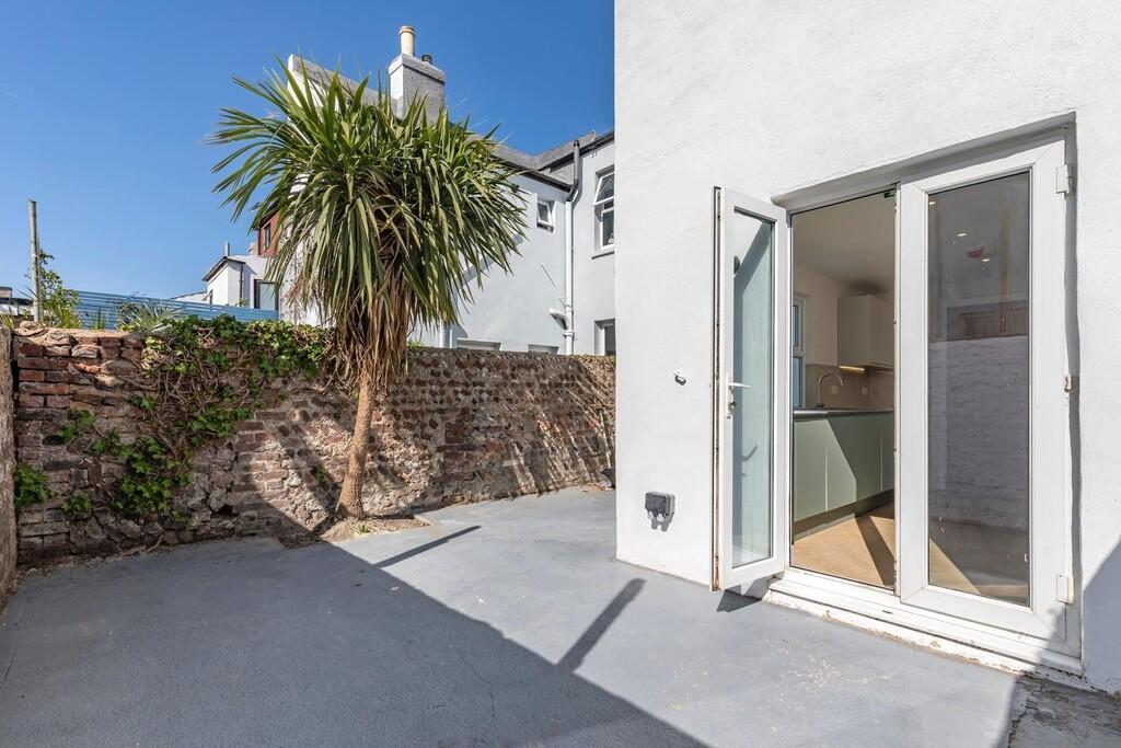 Additional image 7 of Hertford Road, Worthing, BN11 1HX