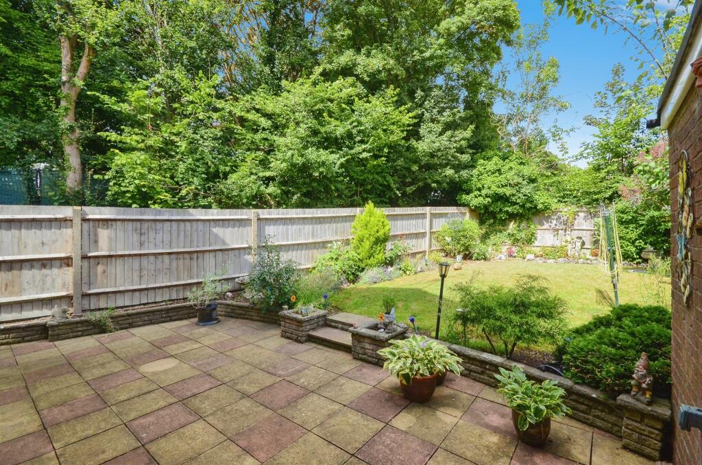 Additional image 15 of Courtfields, Harpenden