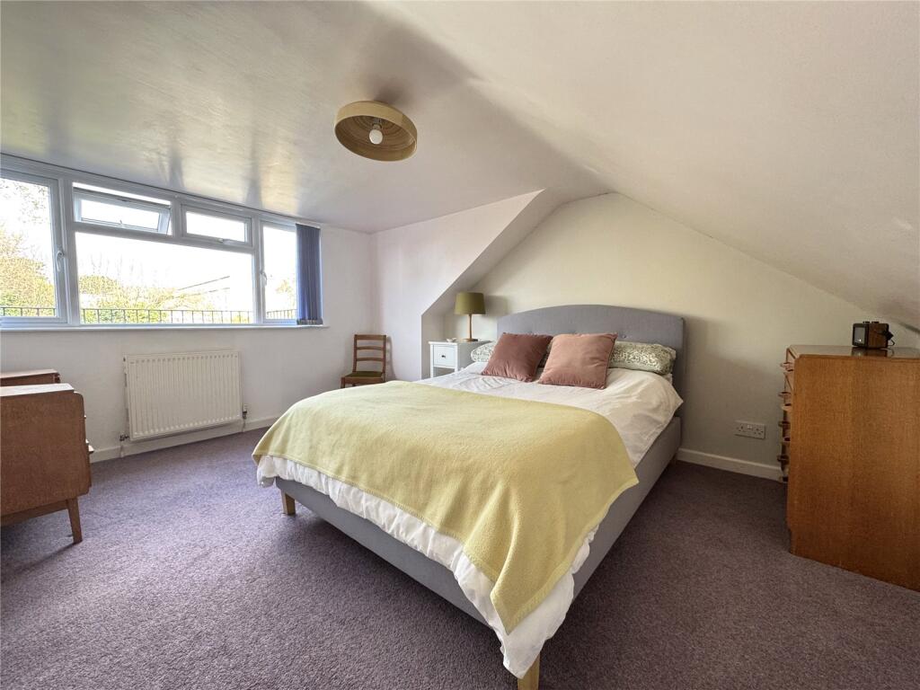 Additional image 16 of Newton Road, Barton On Sea, Hampshire, BH25