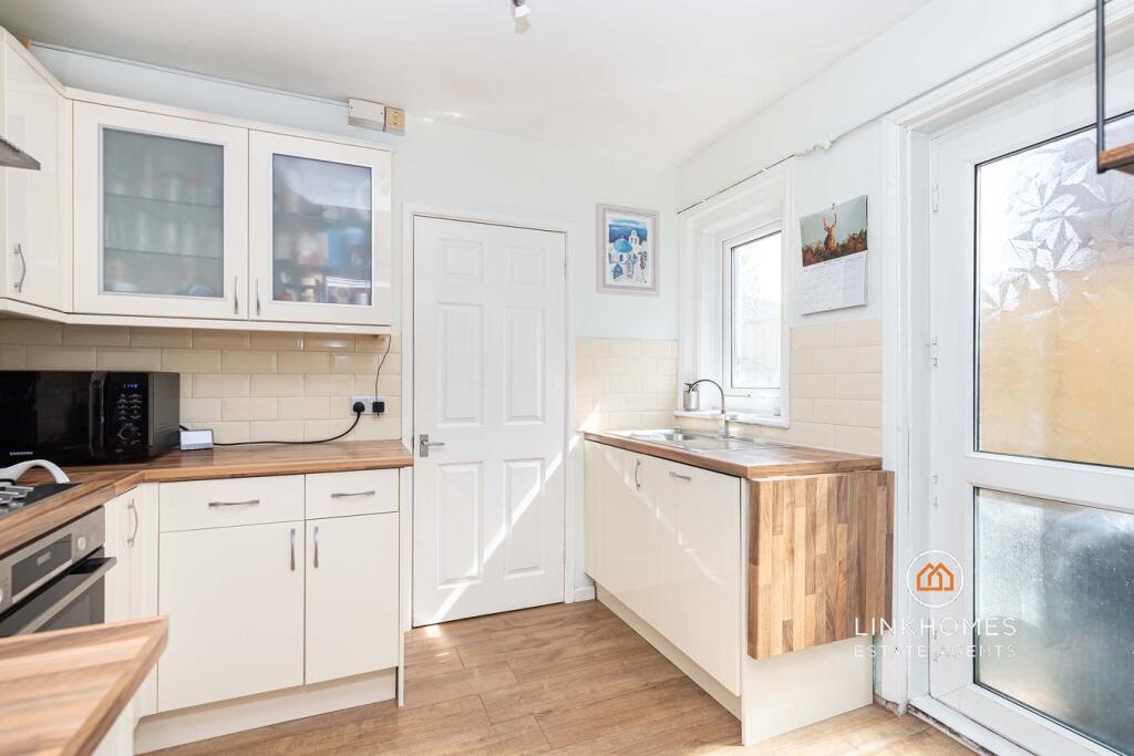 Additional image 17 of Davis Road, Poole, BH12