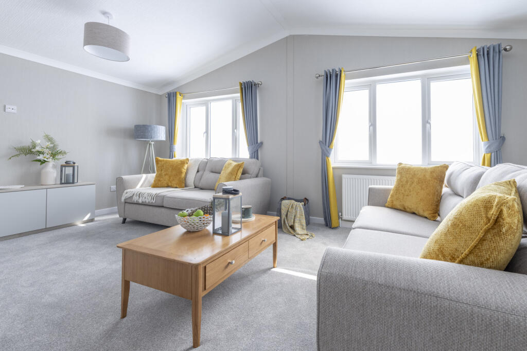 Additional image 6 of New Milton, Hampshire, BH25