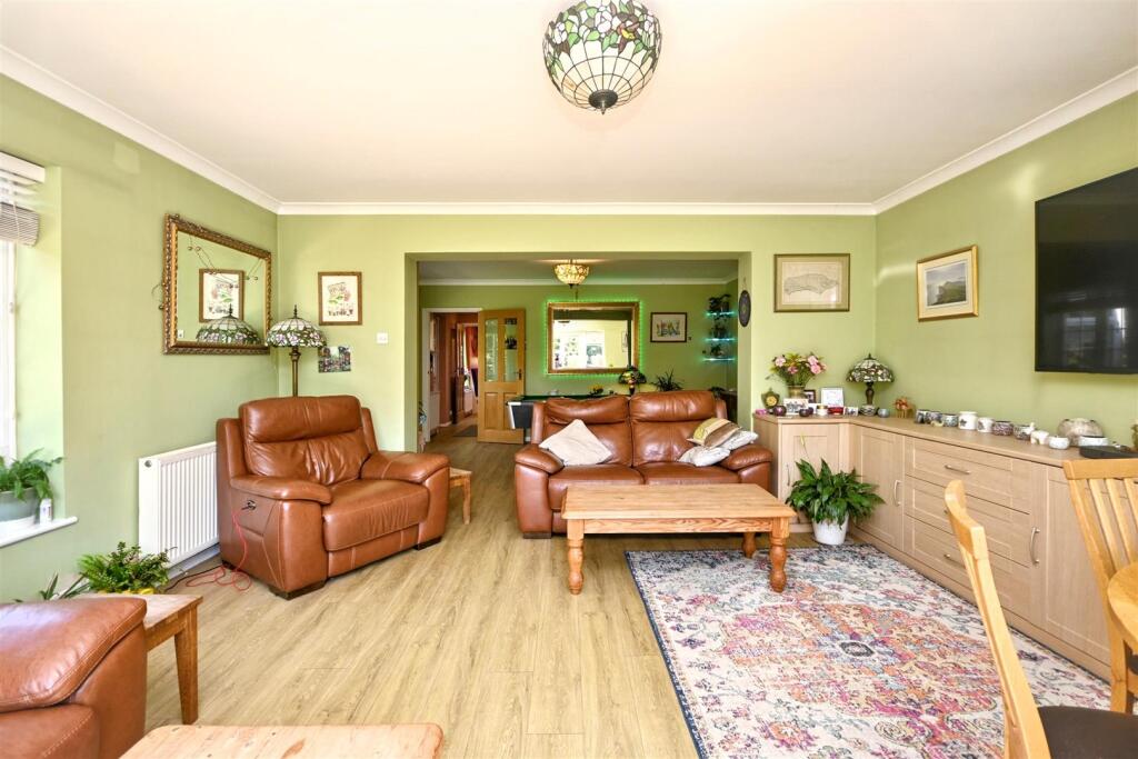 Additional image 31 of Woodland Avenue, Eastbourne