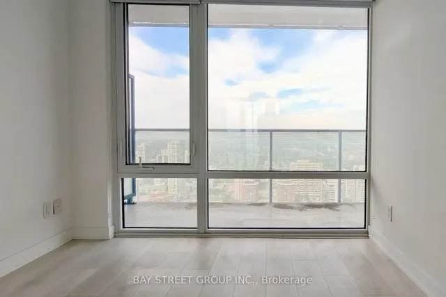 Additional image 10 of 501 Yonge St Unit 4506