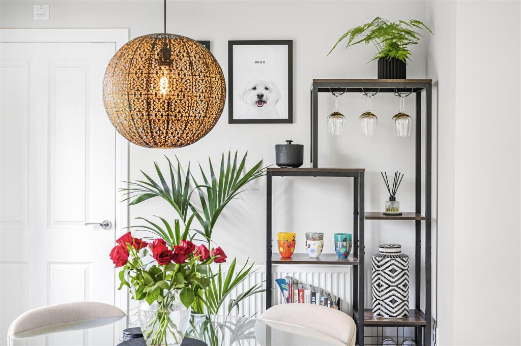 Additional image 36 of Linnet Crescent, Peacehaven