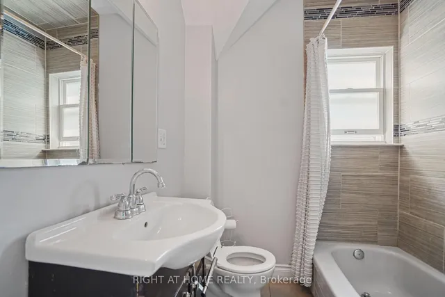 Additional image 2 of 58 Pandora Ave