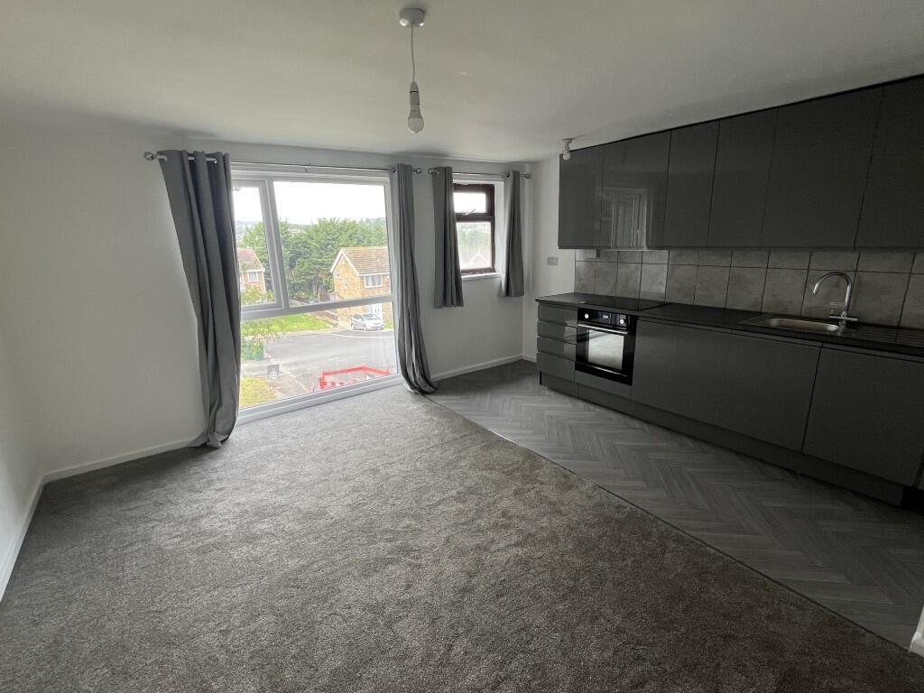 Additional image 5 of 29 Glenbrook Drive, Lidget Green, Bradford, BD7 2QF