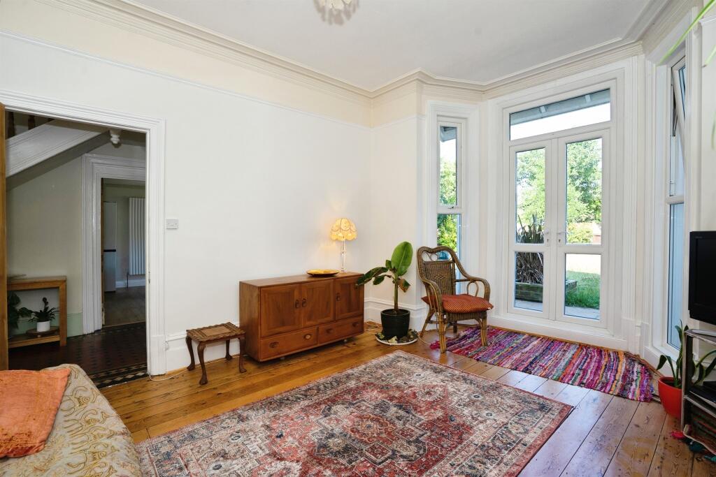 Additional image 5 of Watts Lane, Eastbourne