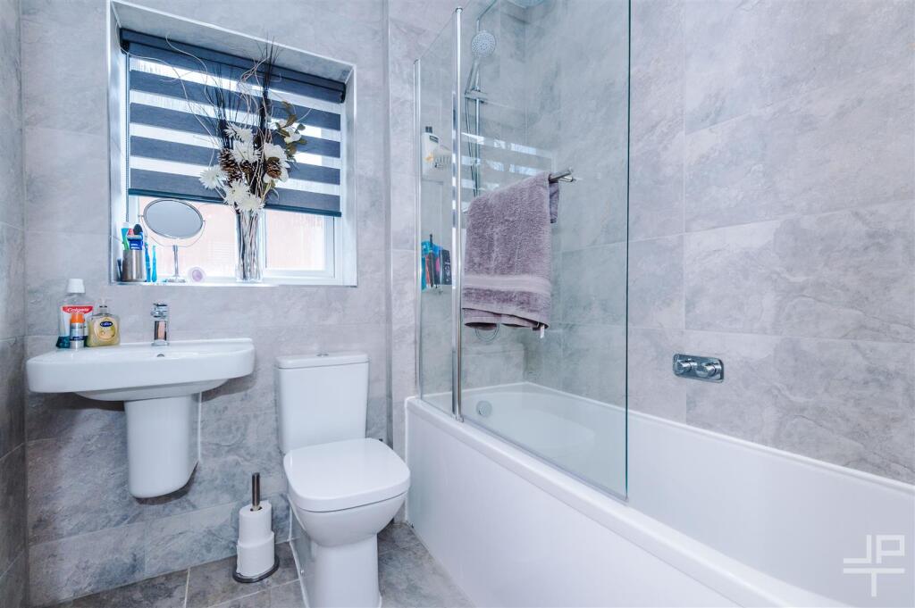 Additional image 34 of Watergate Close, Westhoughton, Bolton, BL5 3JJ