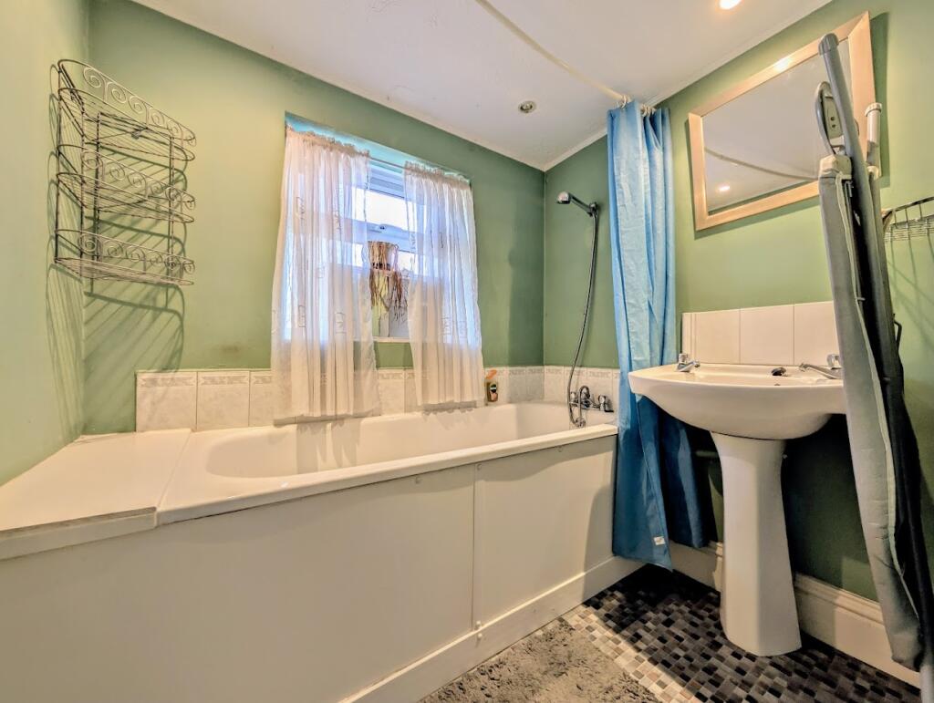 Additional image 10 of Pier Road, LITTLEHAMPTON