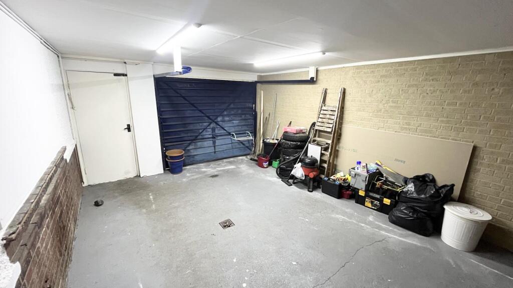 Additional image 16 of Wake Green Road, Moseley, Birmingham