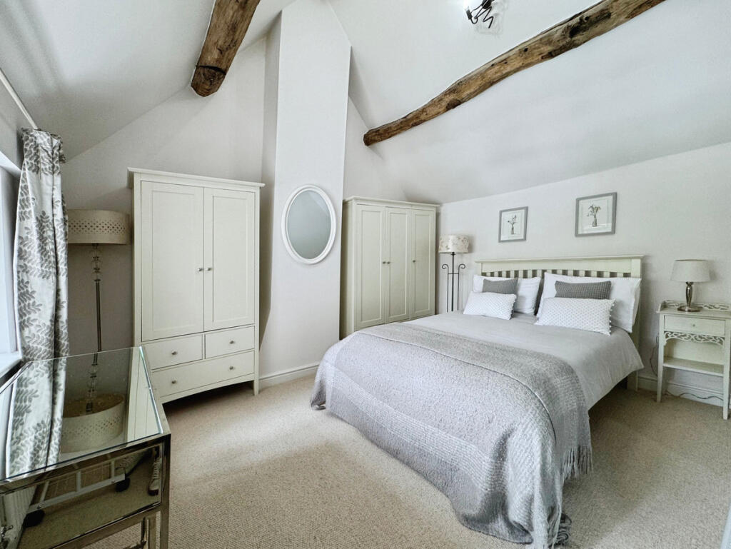 Additional image 15 of Wootton Wawen, Double Carport, Stunning Interior