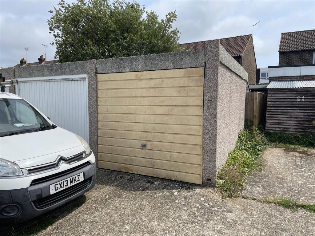 Additional image 11 of Dinsdale Gardens, Rustington