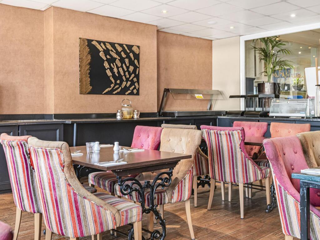 Additional image 6 of Queens Hotel Brighton, 1-3 Kings Road, Brighton, BN1 1NS