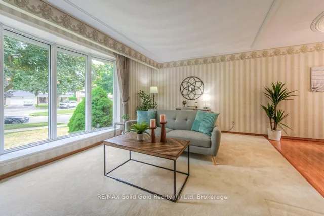 Additional image 7 of 16 Wolfe's Crt