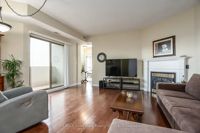 Additional image 5 of 3267 King St Unit 604