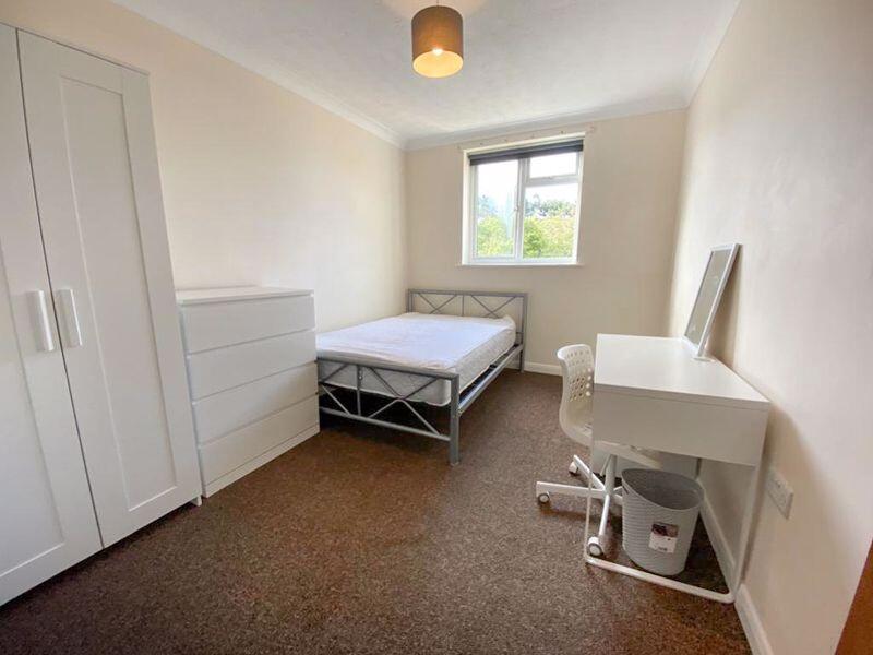 Additional image 8 of Five Bed Student House In Winton!