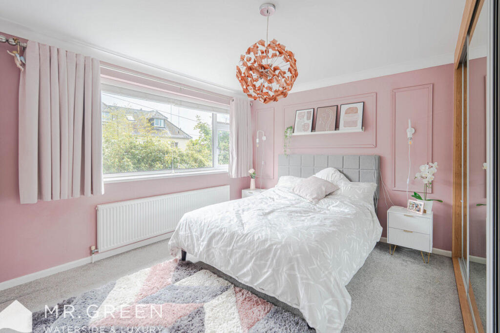 Additional image 7 of York Close, Christchurch, Dorset, BH23 2DB