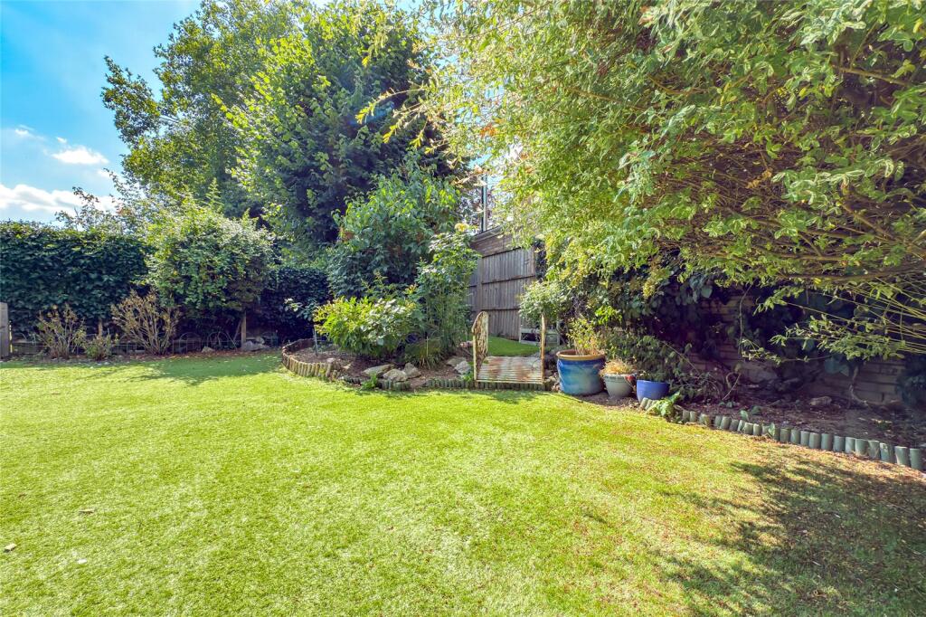 Additional image 11 of Meadowcroft, St. Albans, Hertfordshire, AL1