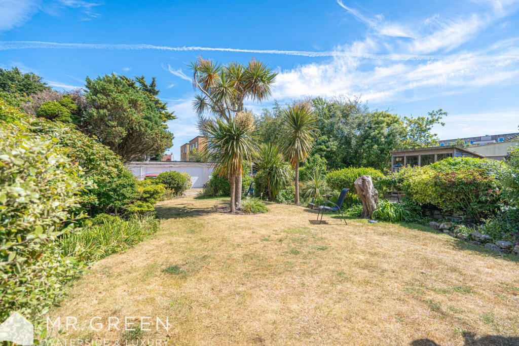 Additional image 16 of Stourwood Avenue, Southbourne. BH6