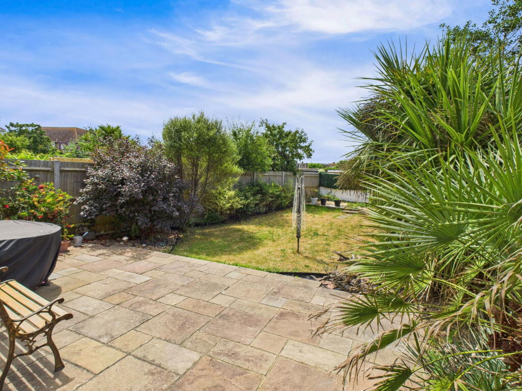 Additional image 18 of Seamill Park Crescent, Worthing, BN11 2PN