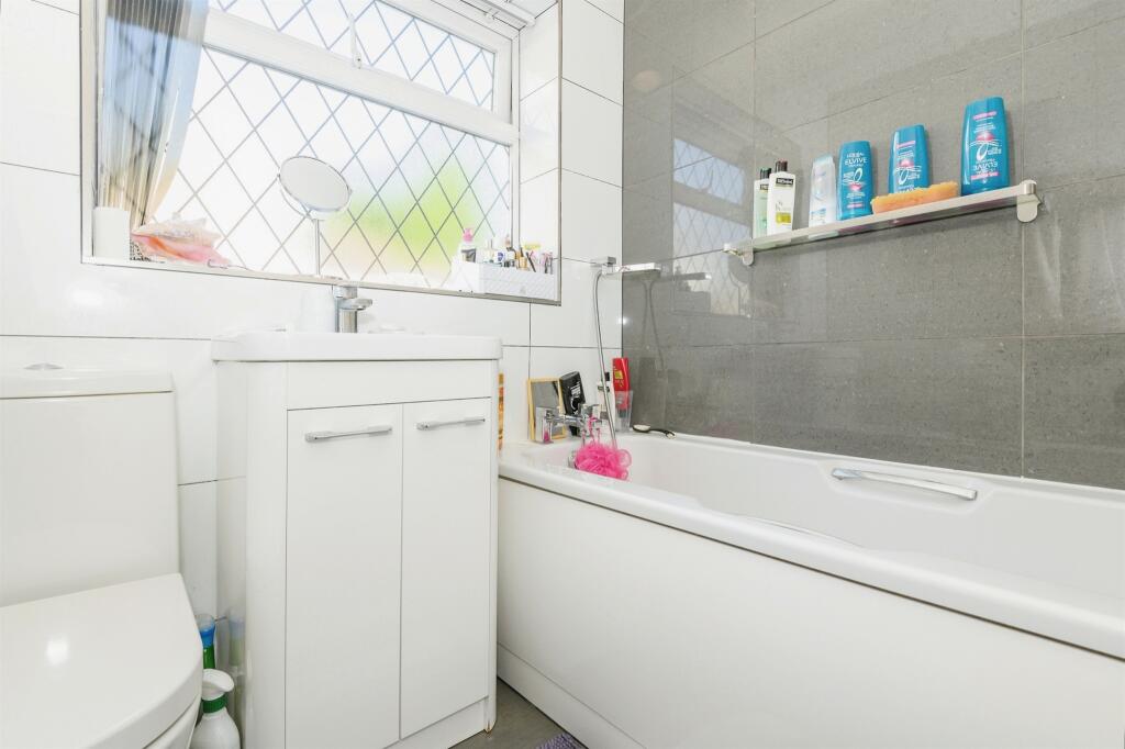 Additional image 6 of Newhall Drive, BRADFORD