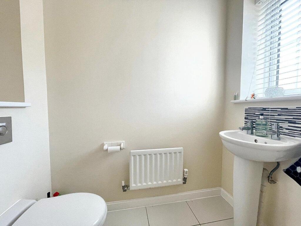 Additional image 13 of Gladys Avenue, Peacehaven, BN10 8FF