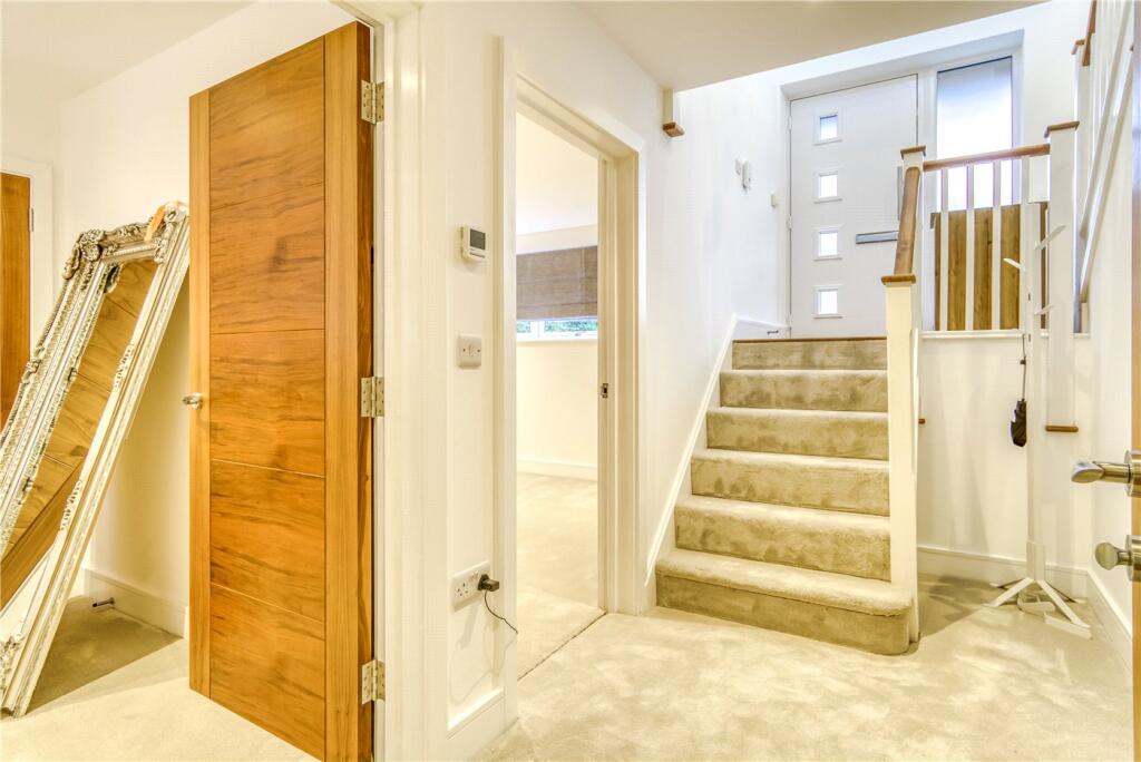 Additional image 11 of Delhi Close, Lower Parkstone, Poole, Dorset, BH14