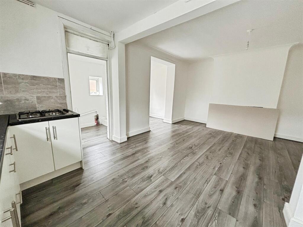 Additional image 4 of St. Helena Road, Bradford, BD6 1SY