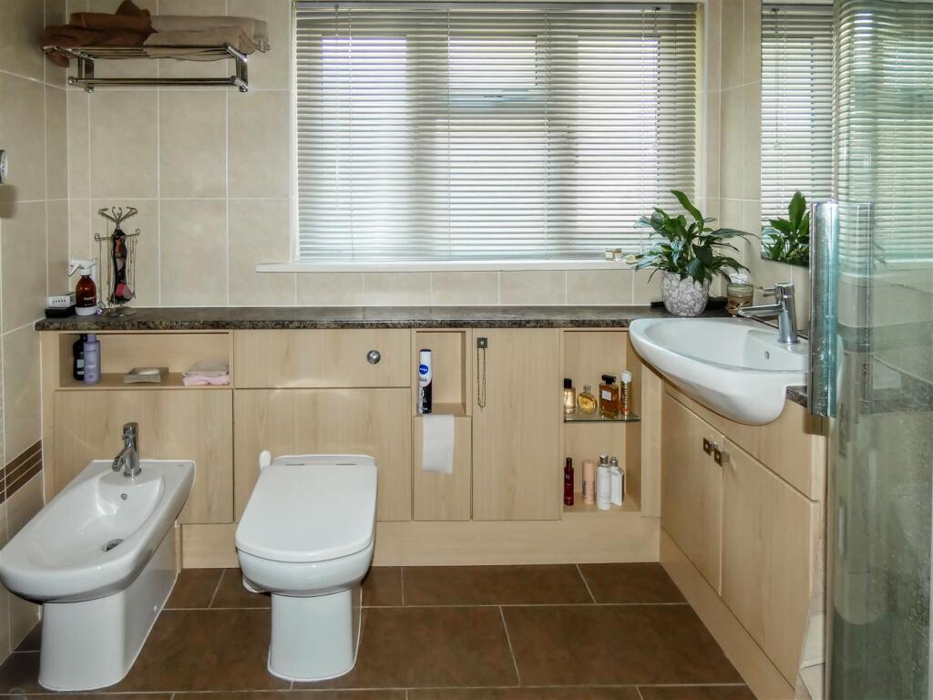 Additional image 17 of The Thatchway, Rustington