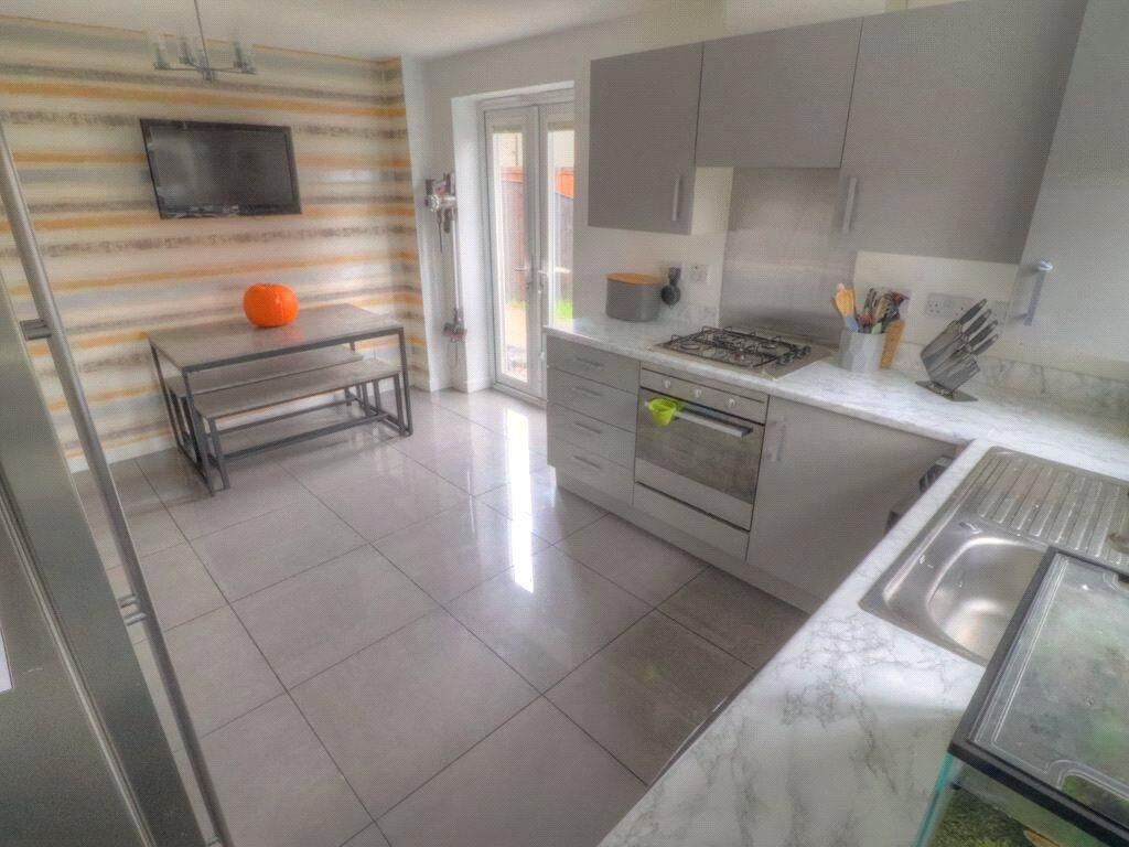 Additional image 11 of Fallowfield Walk, Bradford, West Yorkshire, BD4