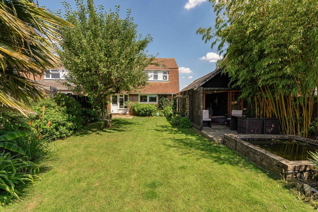 Additional image 2 of Gould Close, Welham Green, AL9