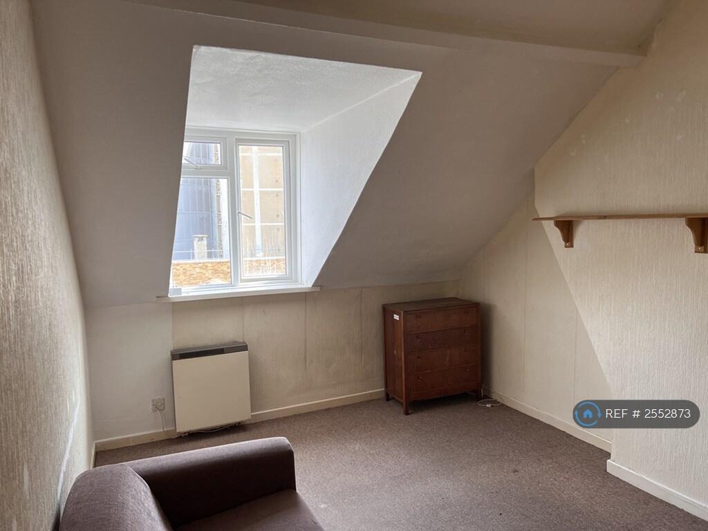 Additional image 4 of Holdenhurst Road, Bournemouth, BH8