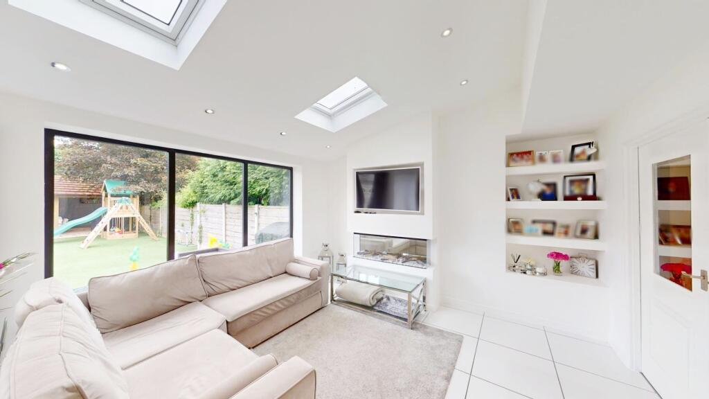 Additional image 12 of Braddyll Road, Bolton, BL5