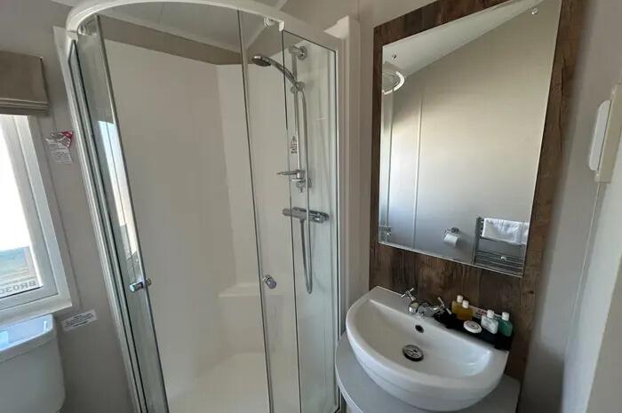 Additional image 11 of Three Bed Willerby Everleigh 2019, Pevensey Bay Holiday Park, Pevensey Bay, Eastbourne, East Sussex, BN24 6DH