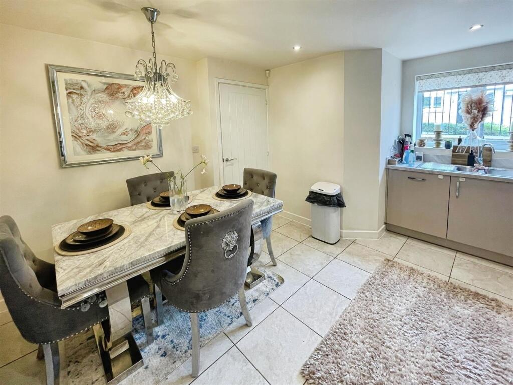 Additional image 6 of Quarry Bank Road, Bradford, BD2