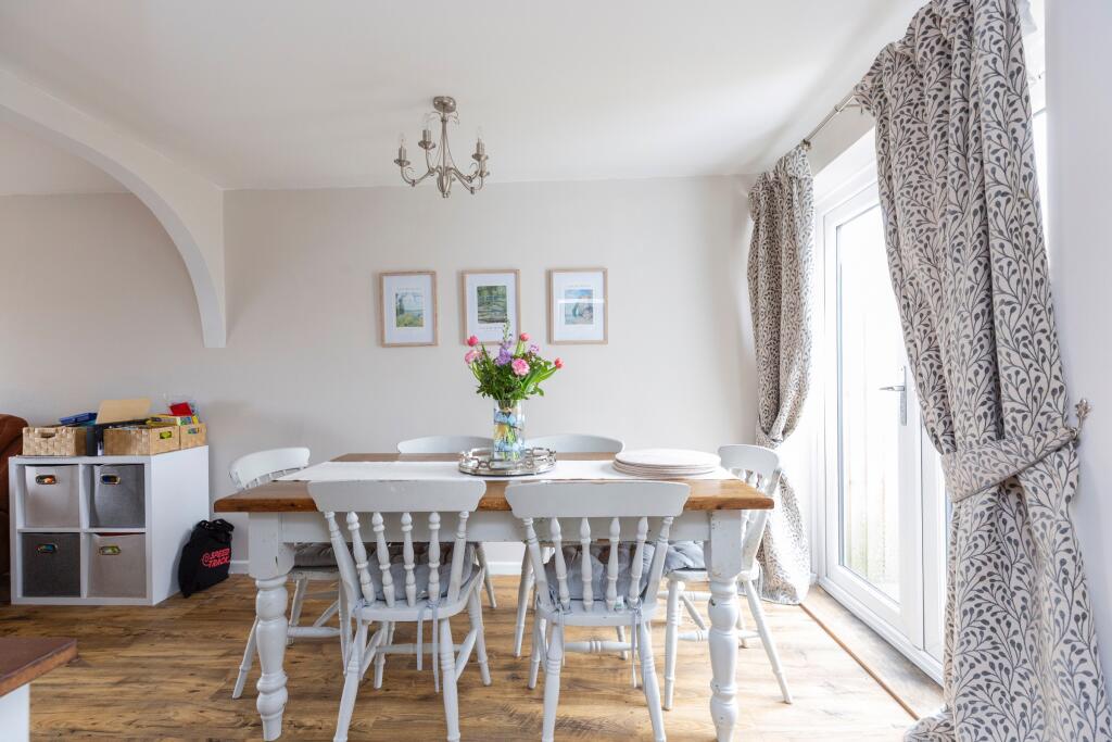 Additional image 4 of Lynch Close, Mere